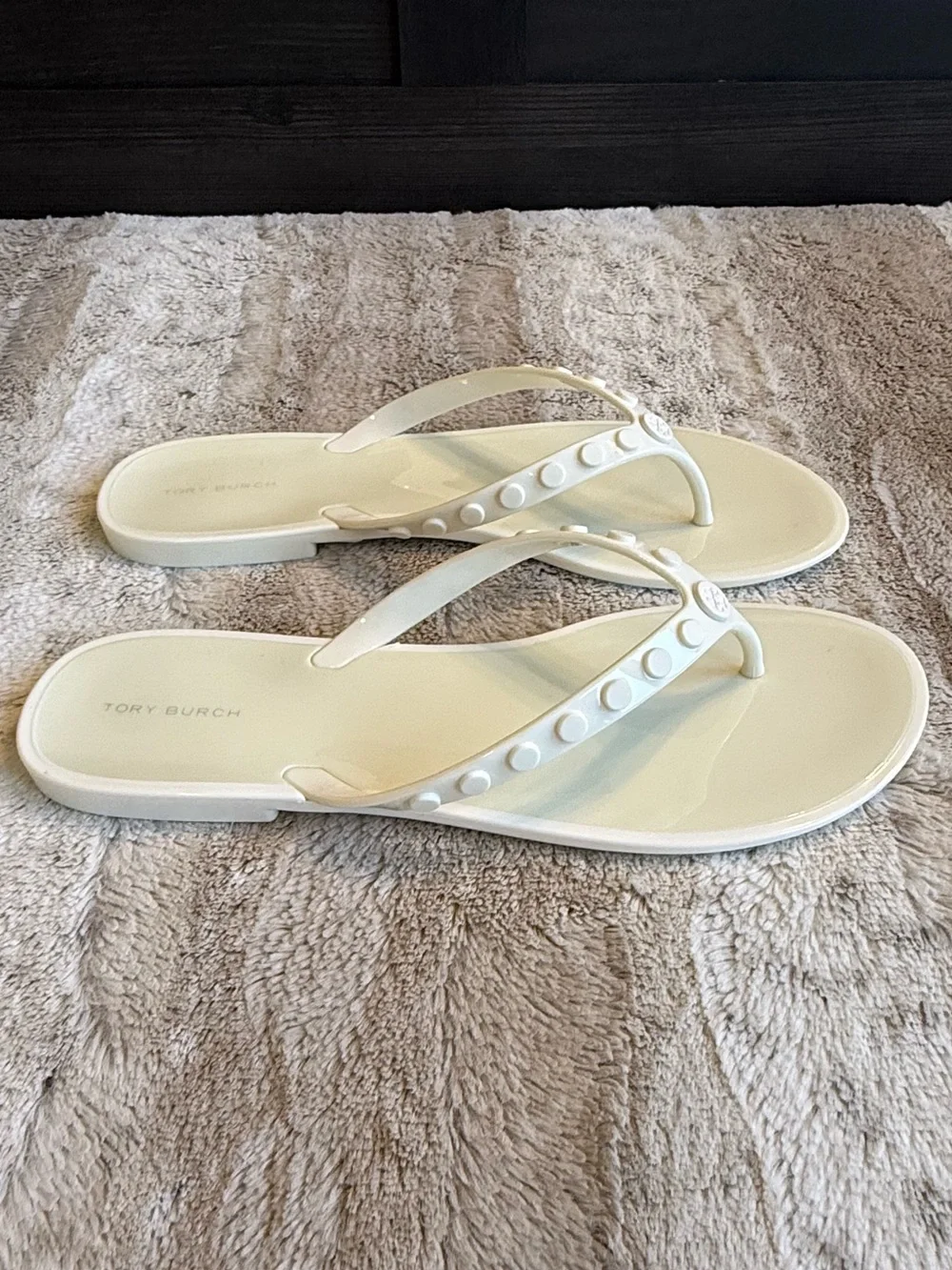 NEW💕TORY BURCH Studded Jelly Thong Beach Sandal in Ivory Size 9